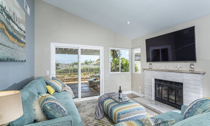 Aviara House | OPEN 10/12-14! Ocean View! Pool/Spa, Pets OK, Gated Beach Area Home!