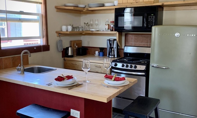 Markleeville Apartment | Open, airy, upstairs studio apartment in the heart of Markleeville. Pet friendly