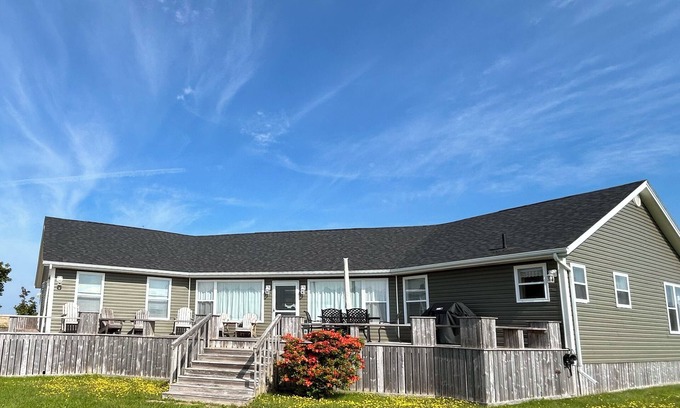 Bonshaw Cottage | Open Concept 4 Bedroom Cottage, Just Steps Away From South Shore Beach