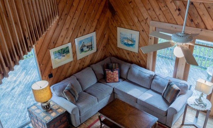 Amagansett North House | Open Floor Plan, Extensive Decking, Close to Gardiners Bay Beach and.