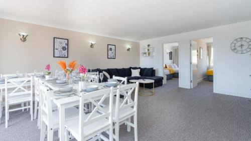 Old Portsmouth Apartment | Open Mind Property - Four Bedroom House