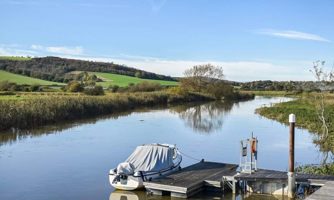 North Stoke Ski Chalet | open-plan living accommodation with lounge/kitchen/dining.
