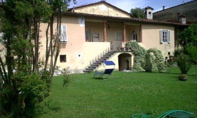 San Michele di Moriano Cottage | open space in ancient convent