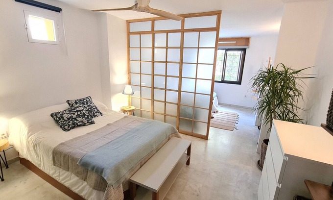 Campos Eliseos Apartment | Open space loft - Malaga by Sharing Co.