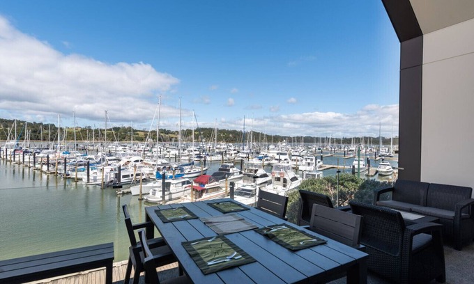 Opua Apartment | Opua Apartment Marina Views