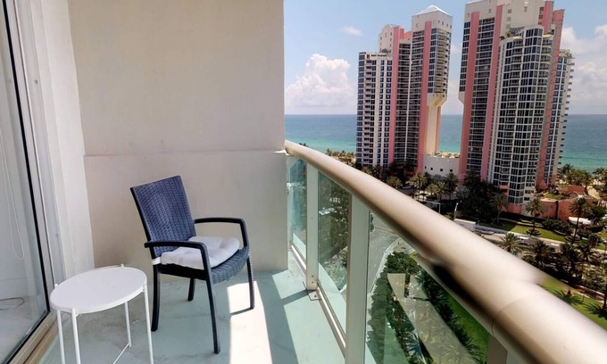 Sunny Isles Beach Condo | OR1019 - Modern Ocean View Apt Steps to the Beach
