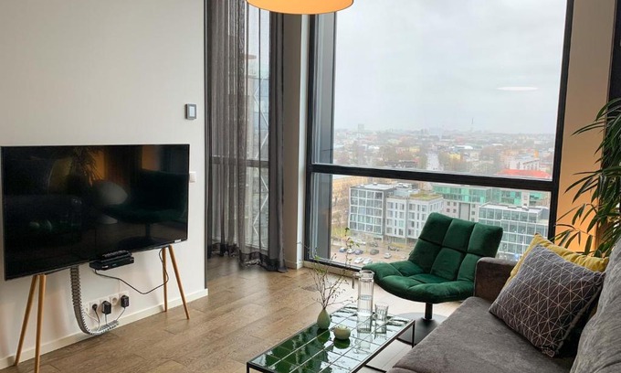 Tallinn Apartment | Orange Apartments Tower & Free Parking