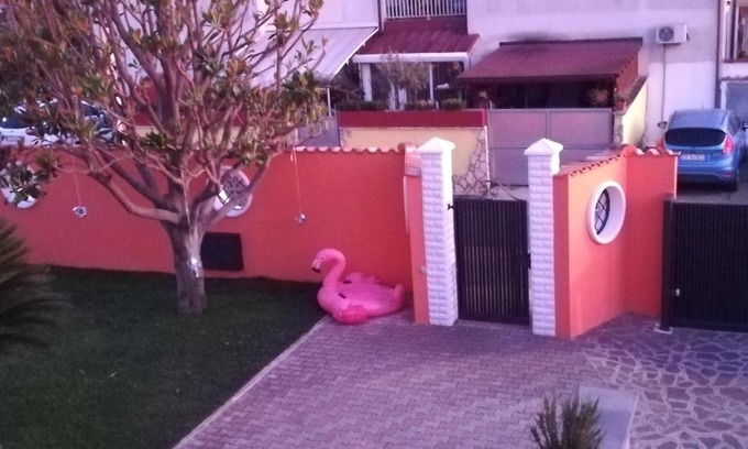 Torvaianica House | Orange Holiday Home