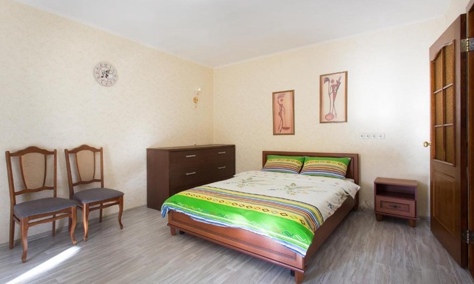 Kharkiv Apartment | Orange house 64a