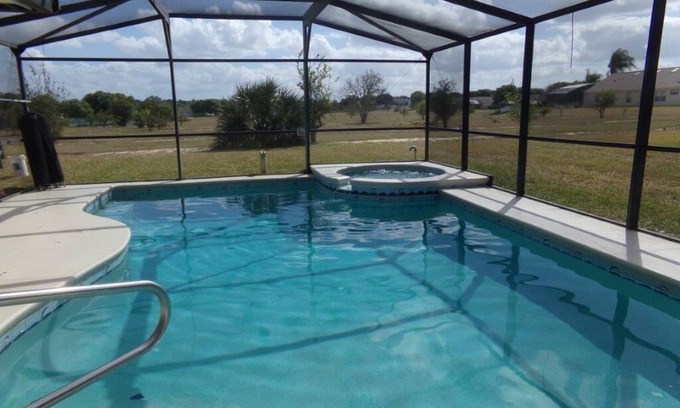Orange Tree House | Orange Tree Home w/Pool & Spa, 15 mi to Disney
