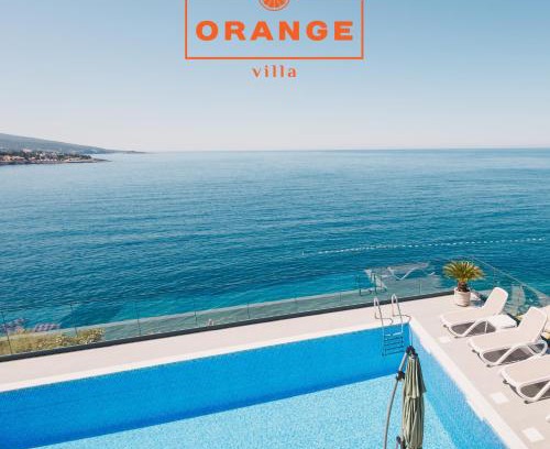 Bar Villa | Orange Villa - 7 Bedrooms - 5 Star Location - Views - Pool