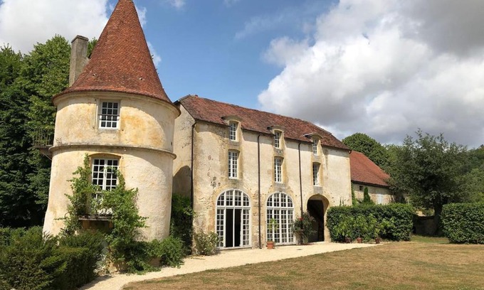 Quemigny-sur-Seine House | Orangerie du chateau de Quemigny sur Seine