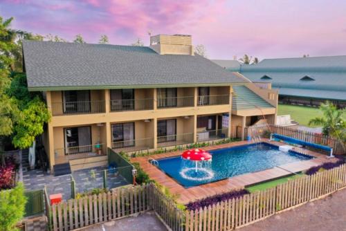 Nashik Hotel | Orayana Events & Getaways, Destination Wedding Resort, Event Venue, Private Villa in Nashik with swimming pool