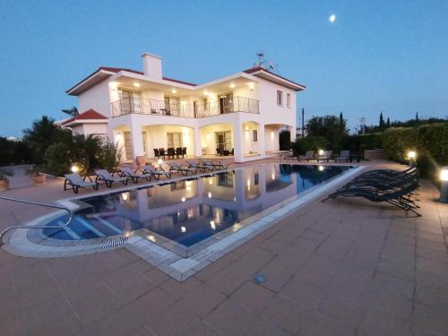 Frenaros Villa | Orchard Blossom Private Villa With Pool