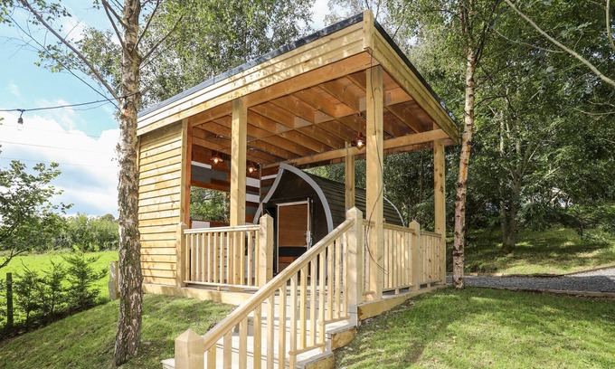 Corwen Cottage | ORCHARD POD, pet friendly, country holiday cottage in Corwen