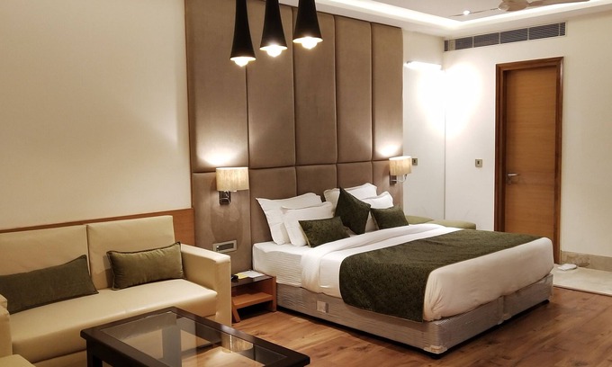 Aligarh Hotel | Orchid Blu
