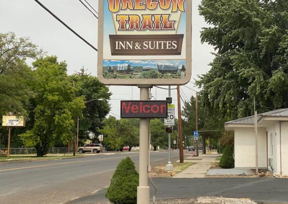 Lakeview Hotel | Oregon Trail Inn and Suites