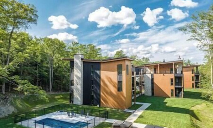 Orford Apartment | Orford Landmarks #114 SPA/SKI