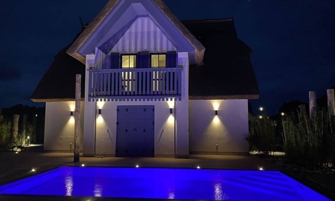 Parow House | Organic holiday home Shakti with pool