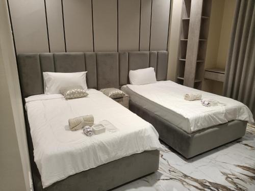 Al Maabilah Apartment | Orie's Domain