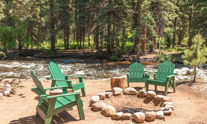 Estes Park Cabin | Original RMNP River Front Cabin on Thompson River