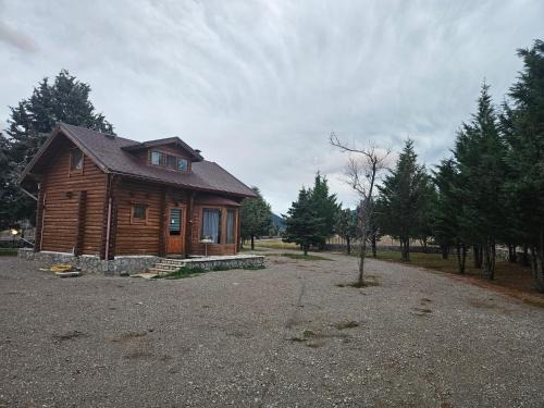 Distomo-Arachova-Antikyra Ski Chalet | Orino Livadi Chalet II