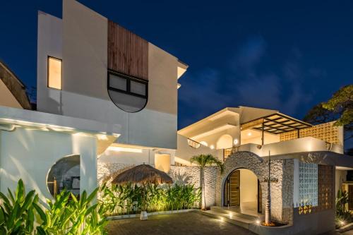 Berawa House | OriVista Luxe Boutique Villa in Canggu 11min to FINNS