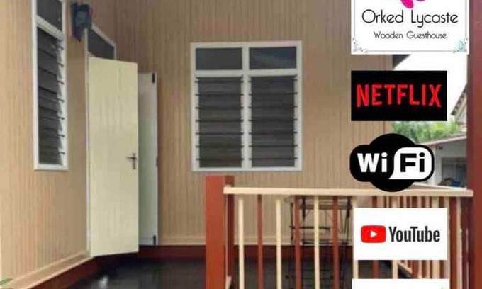 Kampung Merbau Patah House | Orked Lycaste Wooden Village Chalet