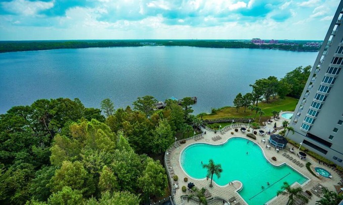 Florida Central Atlantic Coast Apartment | Orlando Apt 9th Floor 5 min from Disney