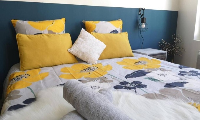 Orleans Apartment | Orleans Studio - Near Train Station