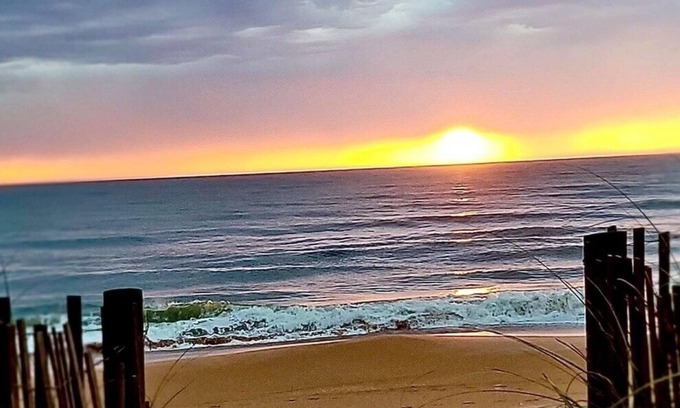 Ormond-by-the-Sea Condo | ORMOND BY THE SEA OCEAN FRONT END UNIT CONDO. STEPS TO BEACH!