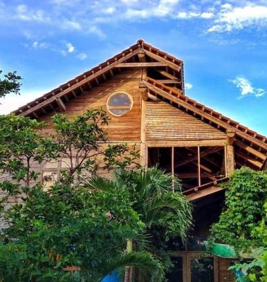 Tambolaka Bed & Breakfast | Oro Beach Houses
