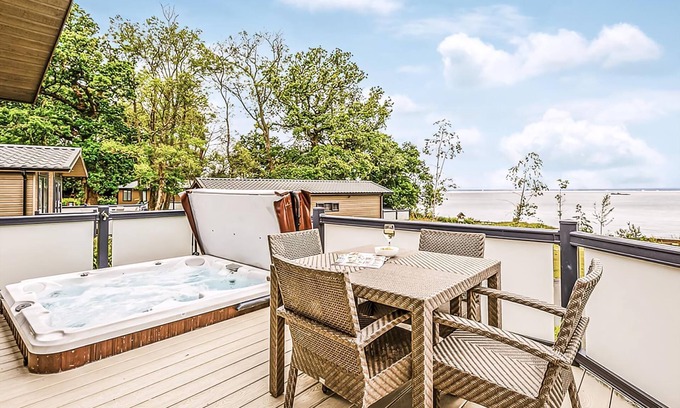 Ryde Ski Chalet | Osborne View Premier