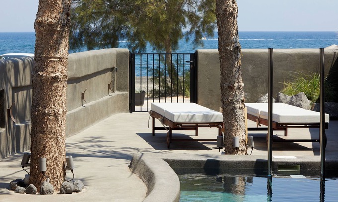 Agios Georgios Hotel | Oscar Beachfront Suites-Adults Only