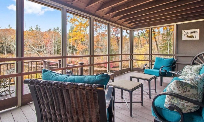 Center Ossipee House | Ossipee Lake Waterfront Home with Private Boat Dock