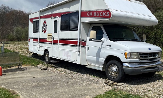 East Fultonham RV Rental | OSU Camper/RV