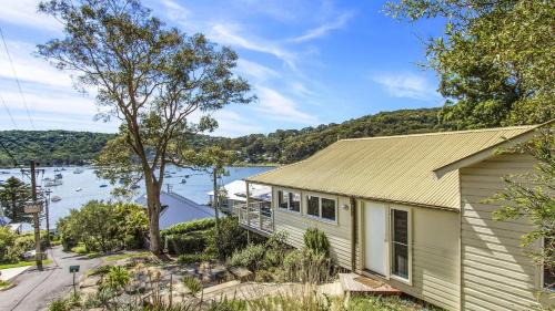 Hardys Bay House | 'Otella Cottage' by Accom Holidays