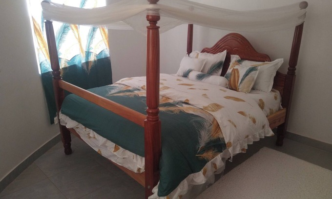 Gulu Apartment | Otogo Guest House - an oasis of peace in the countryside just 10 minutes from the center of Gulu.