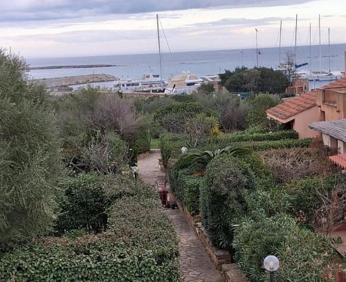 Porto Ottiolu House | Ottiolu House villa 50m from beach