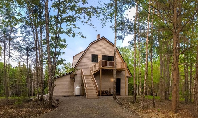 Lamoine House | Our Barn