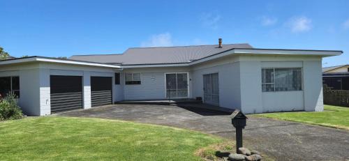 Opunake House | Our Beach House