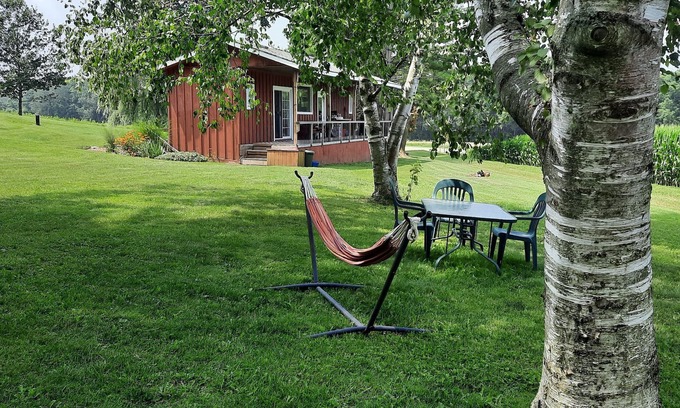 Zorra Cabin | Our charming cabin offers a serene, outdoor experience. nIts glamping with perks