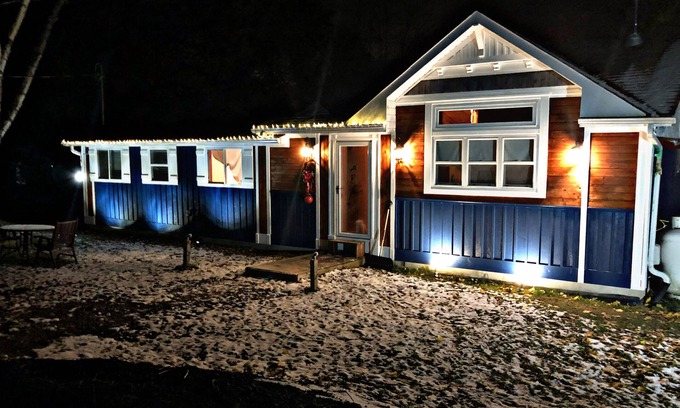 Selwyn House | Our Darling Cottage