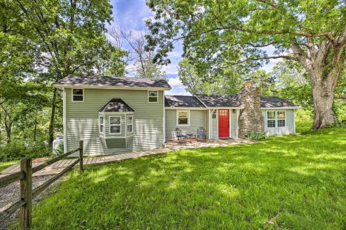 Harrodsburg House | Our Lakeside Retreat with Deck on Lake Herrington!