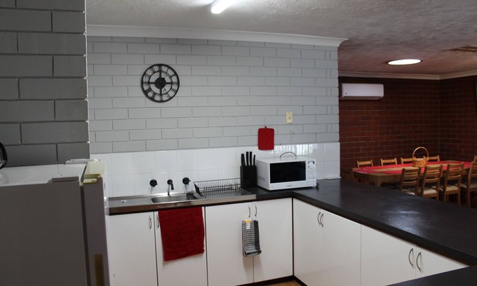 Huntingdale House | Our lovely former Family home which we have had rented out for 20yrs.
