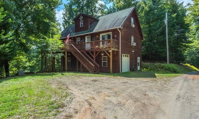 Burnsville Cabin | Our Mountain Hideaway Cabin