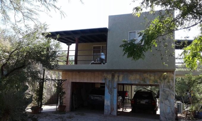 Catalina Apartment | Out of town country properties
