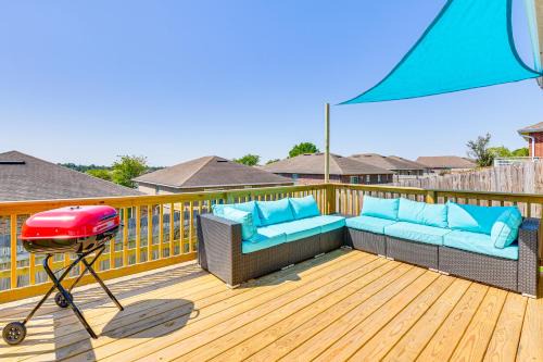 Milton House | Outdoor Entertaining Space Family Home in Milton