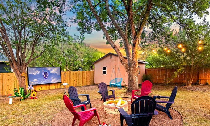 Heritage House | Outdoor movie Sea World Lackland AFB Family House