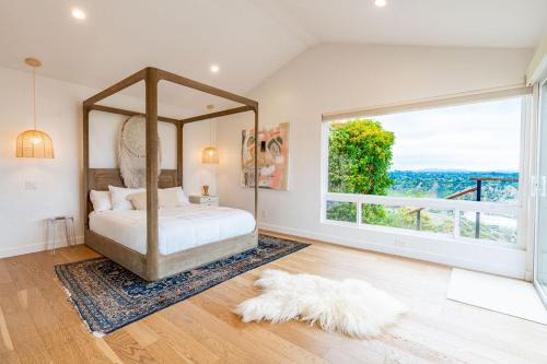 Soledad South House | Outdoor Paradise on Mount Soledad